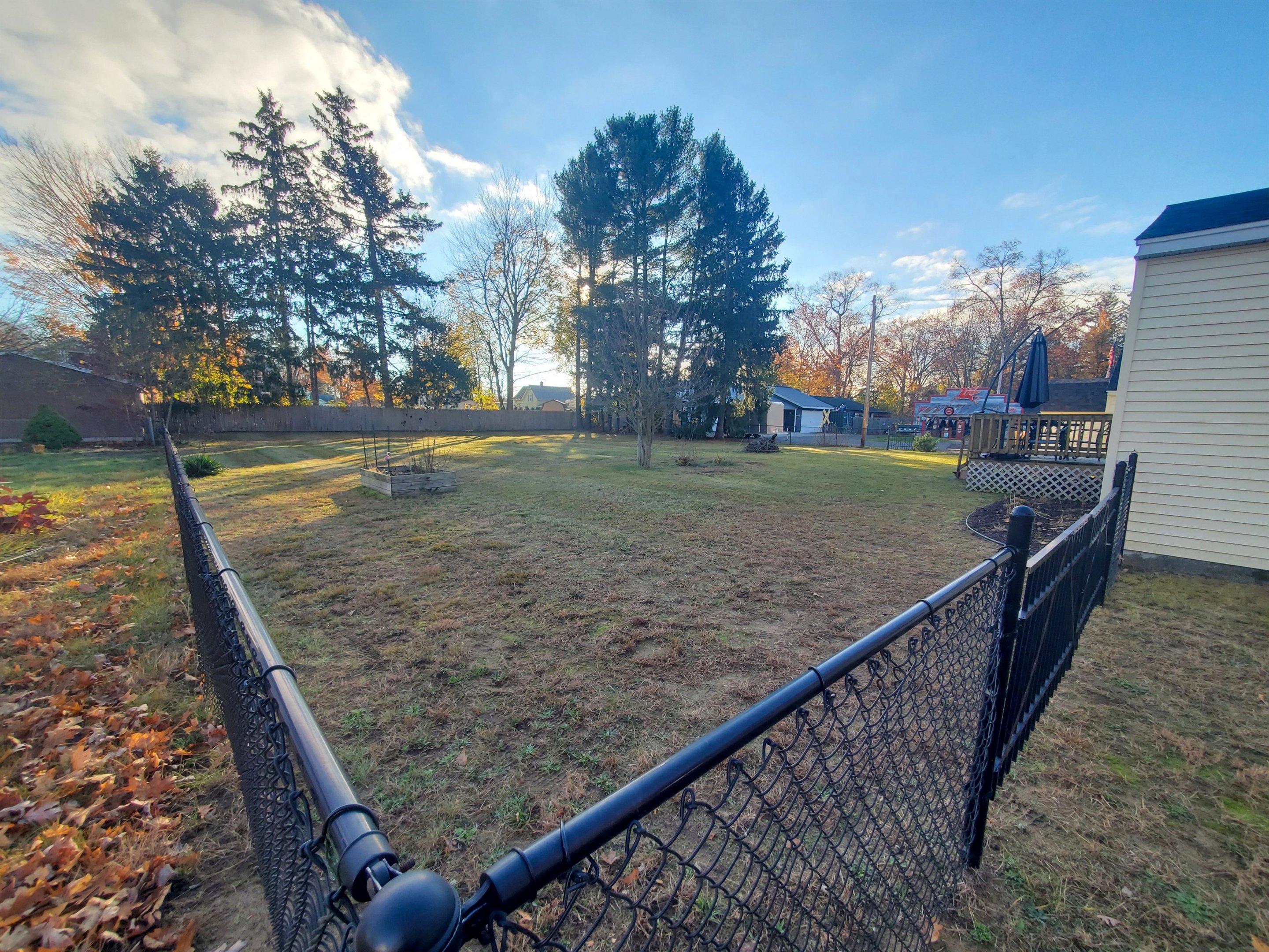 Spring and fall cleanup service